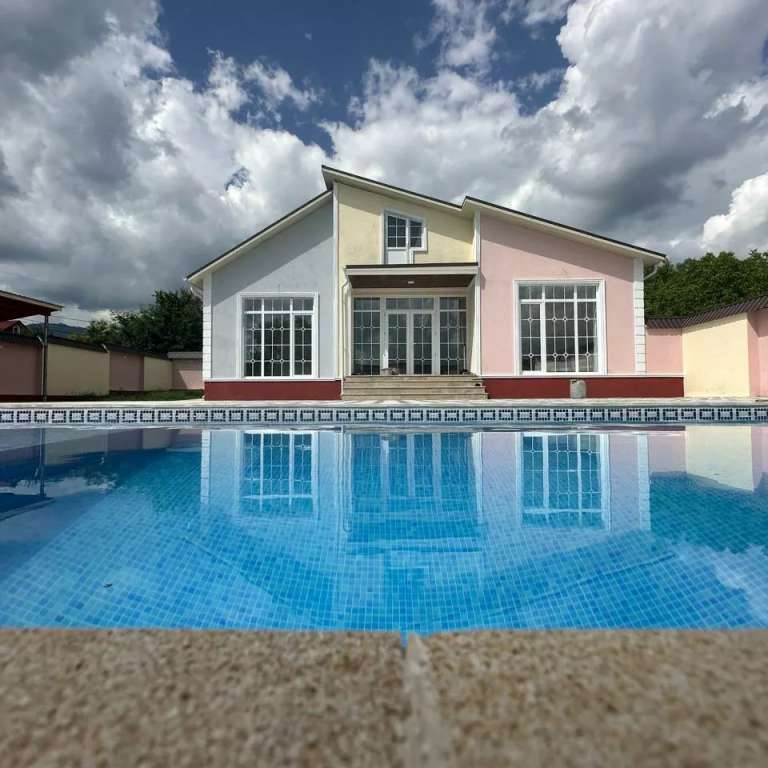 Qəbələ WWRP+4G Vəndam, Azərbaycan Azərbaycanda günlük kirayə Həyət evi / Villa 150 AZN-a 5 otaqlı