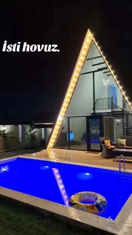 Qəbələ XW36+VX Nohurqishlaq, Azerbaijan günlük kirayə A-Frame 200 AZN-a 3 otaqlı Qəbələ XW36+VX Nohurqishlaq, Azerbaijan günlük kirayə A-Frame 200 AZN-a 3 otaqlı
