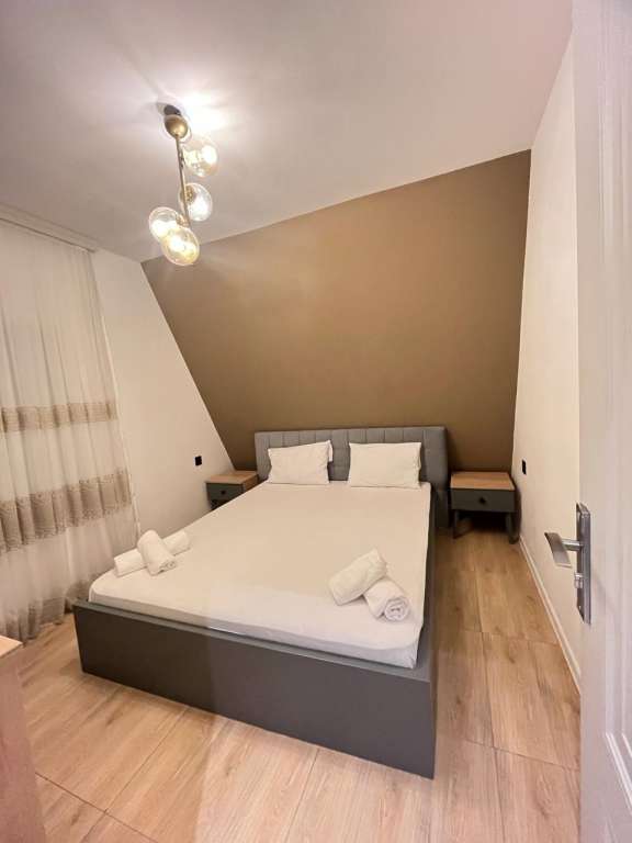 Qəbələ XW36+VX Nohurqishlaq, Azerbaijan günlük kirayə A-Frame 200 AZN-a 3 otaqlı Qəbələ XW36+VX Nohurqishlaq, Azerbaijan günlük kirayə A-Frame 200 AZN-a 3 otaqlı