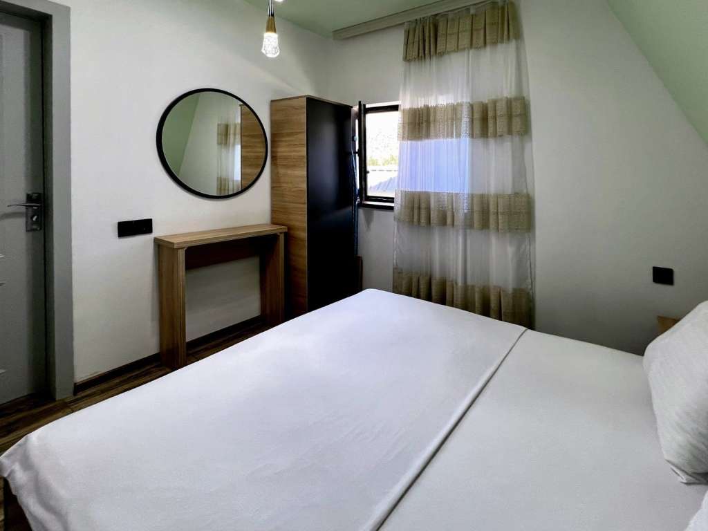 Qəbələ XW36+VX Nohurqishlaq, Azerbaijan günlük kirayə A-Frame 200 AZN-a 3 otaqlı Qəbələ XW36+VX Nohurqishlaq, Azerbaijan günlük kirayə A-Frame 200 AZN-a 3 otaqlı