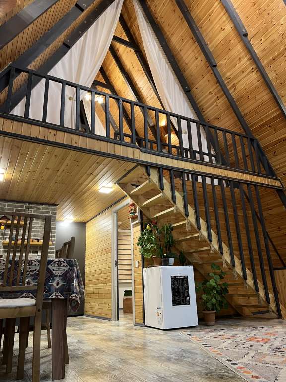 Quba 89HR+7Q Qechresh, Azerbaycan günlük kirayə A-Frame 150 AZN-a 3 otaqlı Quba 89HR+7Q Qechresh, Azerbaycan günlük kirayə A-Frame 150 AZN-a 3 otaqlı