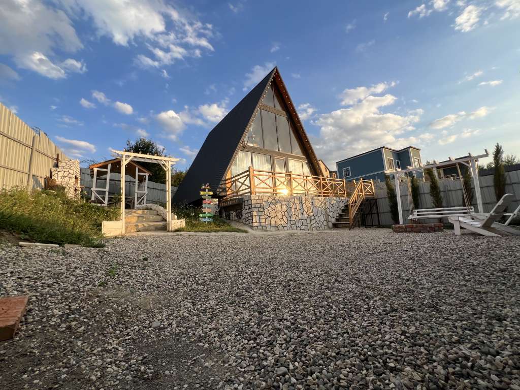 Quba 89HR+7Q Qechresh, Azerbaycan Azərbaycanda günlük kirayə A-Frame 150 AZN-a 3 otaqlı