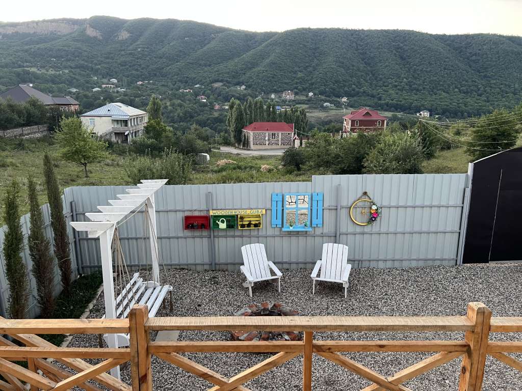 Quba 89HR+7Q Qechresh, Azerbaycan günlük kirayə A-Frame 150 AZN-a 3 otaqlı Quba 89HR+7Q Qechresh, Azerbaycan günlük kirayə A-Frame 150 AZN-a 3 otaqlı