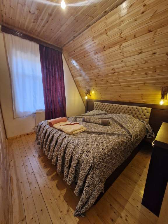 İsmayıllı X28W+GW Qalacıq, Azerbaycan günlük kirayə A-Frame 99 AZN-a 4 otaqlı İsmayıllı X28W+GW Qalacıq, Azerbaycan günlük kirayə A-Frame 99 AZN-a 4 otaqlı