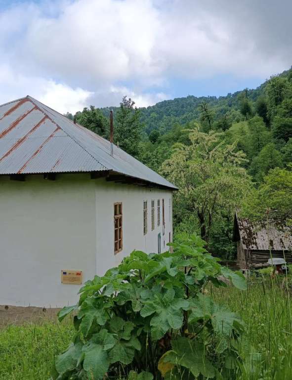 Astara Sım Ruzi_guesthouse, Sym, Azerbaycan Azərbaycanda günlük kirayə Həyət evi / Villa 135 AZN-a 4 otaqlı