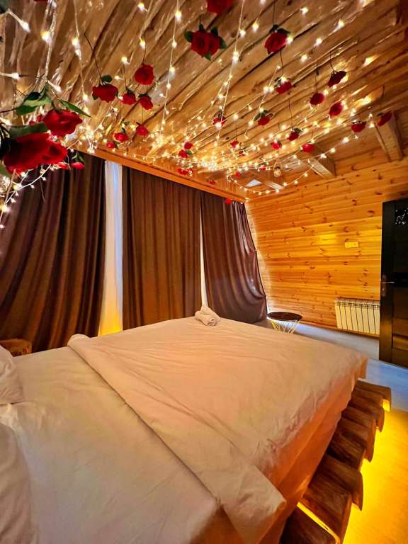 Qəbələ 67 Qara Qarayev, Gebele 3600, Azerbaycan günlük kirayə A-Frame 250 AZN-a 5 otaqlı Qəbələ 67 Qara Qarayev, Gebele 3600, Azerbaycan günlük kirayə A-Frame 250 AZN-a 5 otaqlı