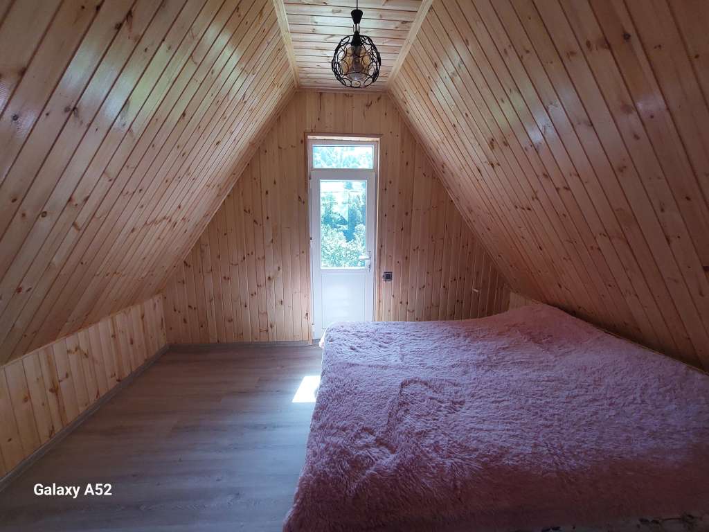 Tovuz PH75+F4 Çataq, Azərbaycan günlük kirayə A-Frame 120 AZN-a 3 otaqlı Tovuz PH75+F4 Çataq, Azərbaycan günlük kirayə A-Frame 120 AZN-a 3 otaqlı