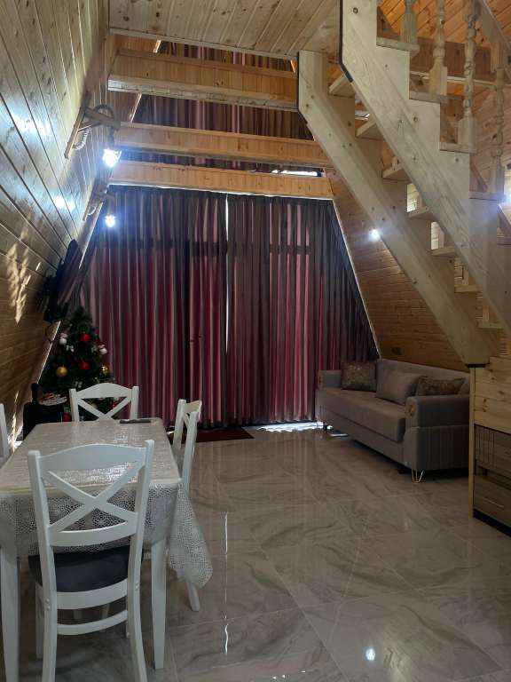 Qusar Qusar şahdaq yolu günlük kirayə A-Frame 120 AZN-a 1 otaqlı Qusar Qusar şahdaq yolu günlük kirayə A-Frame 120 AZN-a 1 otaqlı