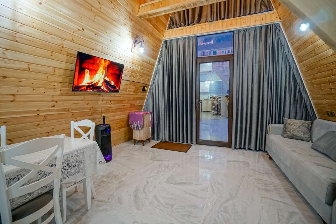 Qusar C95W+458, Кусары, Азербайджан günlük kirayə A-Frame 120 AZN-a 2 otaqlı Qusar C95W+458, Кусары, Азербайджан günlük kirayə A-Frame 120 AZN-a 2 otaqlı