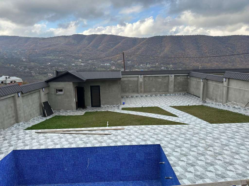 Quba Quba rayonu günlük kirayə Həyət evi / Villa 200 AZN-a 3 otaqlı Quba Quba rayonu günlük kirayə Həyət evi / Villa 200 AZN-a 3 otaqlı
