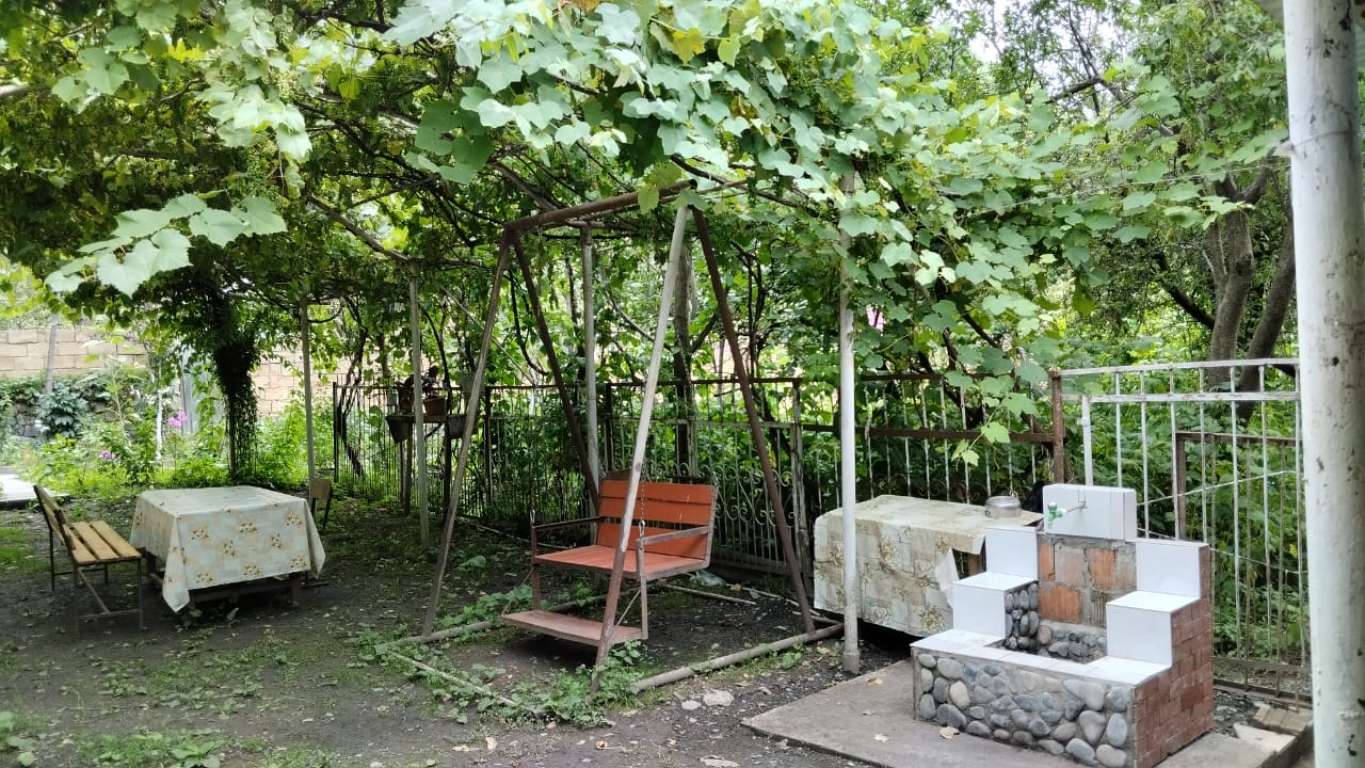 Qax Qax rayonu günlük kirayə Həyət evi / Villa 100 AZN-a 4 otaqlı Qax Qax rayonu günlük kirayə Həyət evi / Villa 100 AZN-a 4 otaqlı