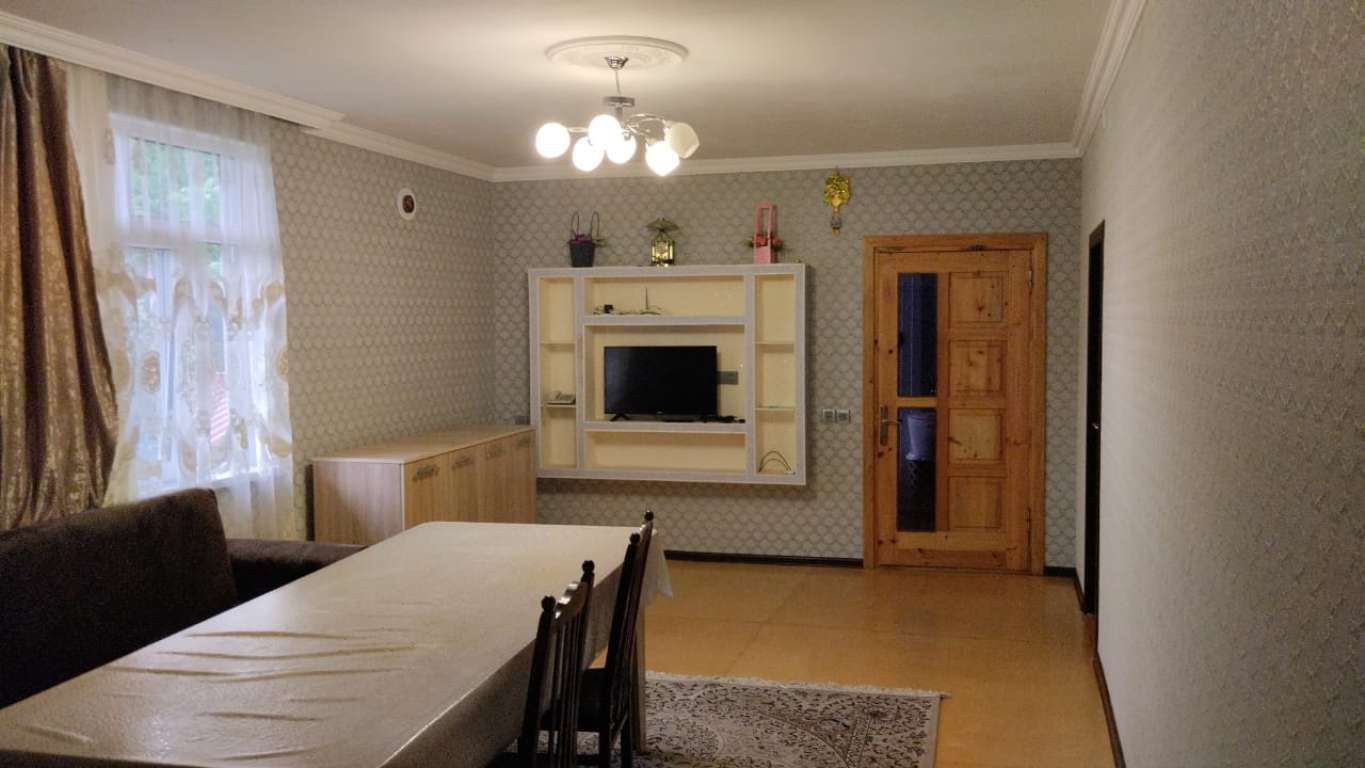 Qax Qax rayonu günlük kirayə Həyət evi / Villa 100 AZN-a 4 otaqlı Qax Qax rayonu günlük kirayə Həyət evi / Villa 100 AZN-a 4 otaqlı