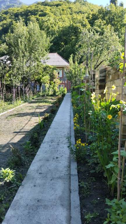 Qax Qax rayonu günlük kirayə Həyət evi / Villa 100 AZN-a 4 otaqlı Qax Qax rayonu günlük kirayə Həyət evi / Villa 100 AZN-a 4 otaqlı