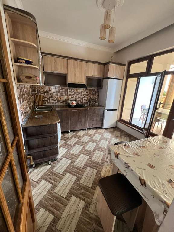 Qax Qax rayonu günlük kirayə Həyət evi / Villa 100 AZN-a 4 otaqlı Qax Qax rayonu günlük kirayə Həyət evi / Villa 100 AZN-a 4 otaqlı