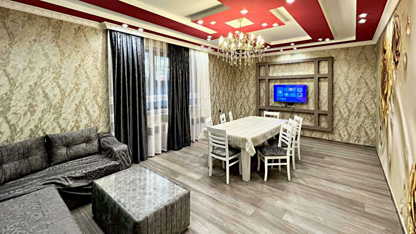 Qəbələ XRQC+V2M, Kebele, Azerbaycan günlük kirayə Həyət evi / Villa 250 AZN-a 4 otaqlı