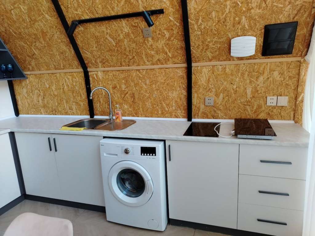 Qəbələ XW47+5G Nohurqışlaq, Azərbaycan günlük kirayə A-Frame 240 AZN-a 3 otaqlı