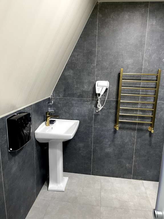 Lerik QGPG+FW Babagil, Azərbaycan günlük kirayə A-Frame 370 AZN-a 5 otaqlı
