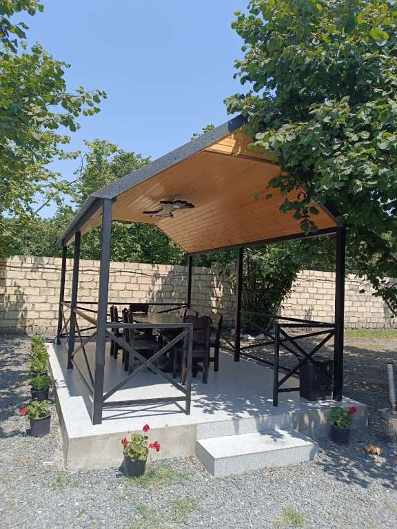Qəbələ XP93+CM Yemişanlı, Azerbaycan günlük kirayə A-Frame 250 AZN-a 4 otaqlı