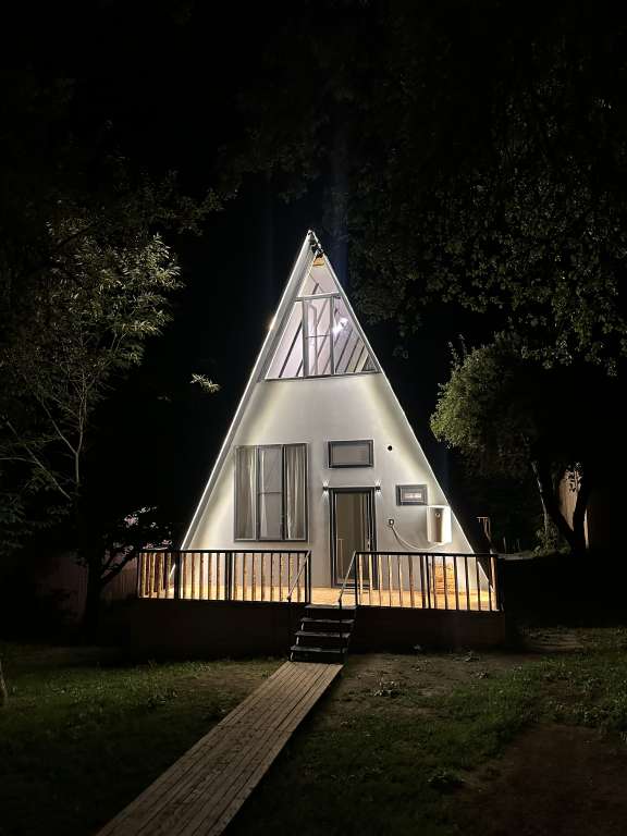 İsmayıllı Qalacıq Valley houses günlük kirayə A-Frame 150 AZN-a 2 otaqlı