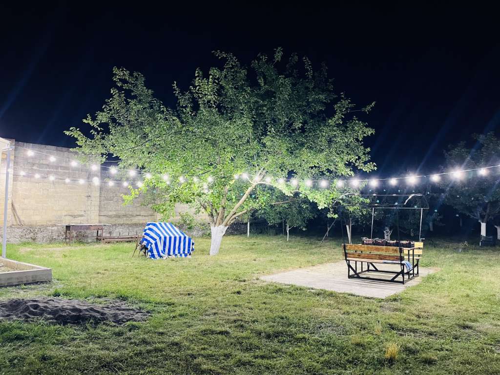 Quba Quba, Azerbaycan günlük kirayə Həyət evi / Villa 100 AZN-a 2 otaqlı