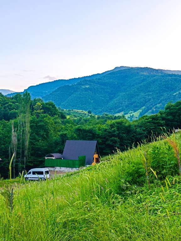 Lerik QGMF+J3, Babagil, Azərbaycan günlük kirayə A-Frame 250 AZN-a 4 otaqlı
