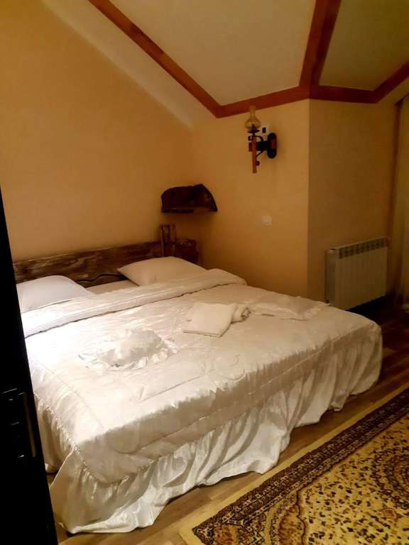 Quba 669P+QM Гырыз, Азербайджан günlük kirayə Həyət evi / Villa 300 AZN-a 6 otaqlı Quba 669P+QM Гырыз, Азербайджан günlük kirayə Həyət evi / Villa 300 AZN-a 6 otaqlı