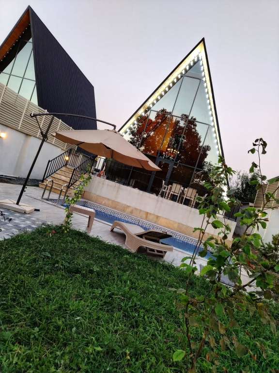 Qəbələ Vəndam, Qəbələ, Azərbaycan Azərbaycanda günlük kirayə A-Frame 225 AZN-a 3 otaqlı
