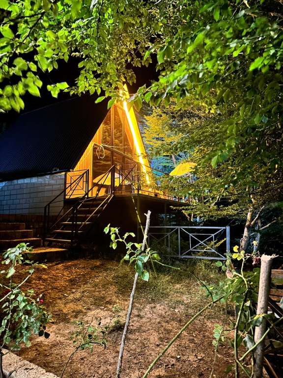 Quba Qechresh, Азербайджан Azərbaycanda günlük kirayə Həyət evi / Villa 150 AZN-a 3 otaqlı