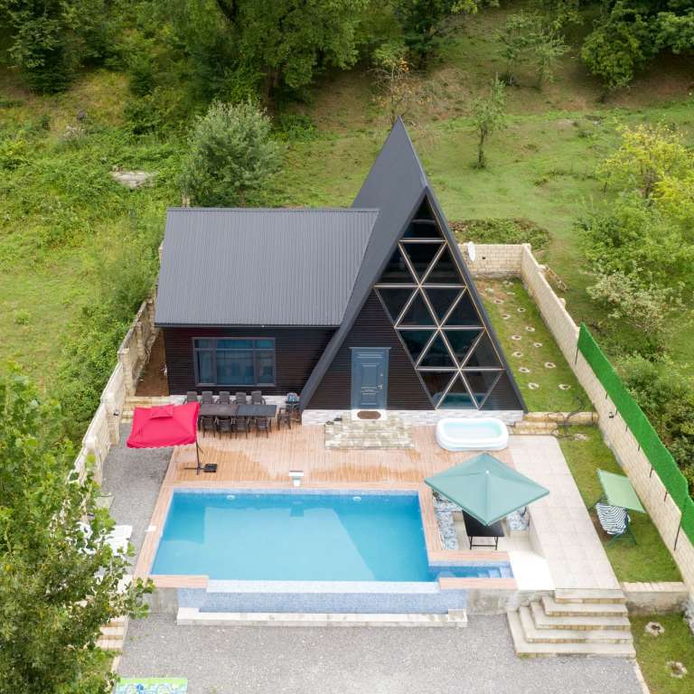 Qəbələ Qəbələ, Азербайджан Azərbaycanda günlük kirayə A-Frame 300 AZN-a 5 otaqlı