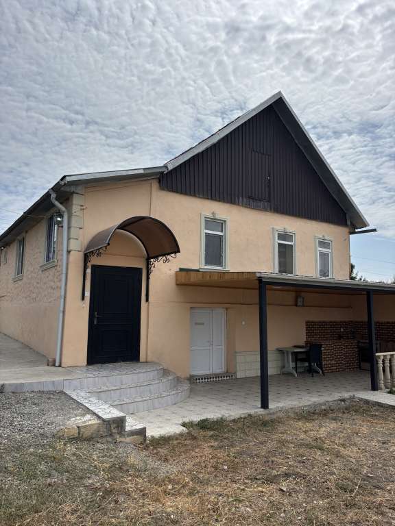 İsmayıllı İvanovka, Azərbaycan Azərbaycanda günlük kirayə Həyət evi / Villa 70 AZN-a 3 otaqlı