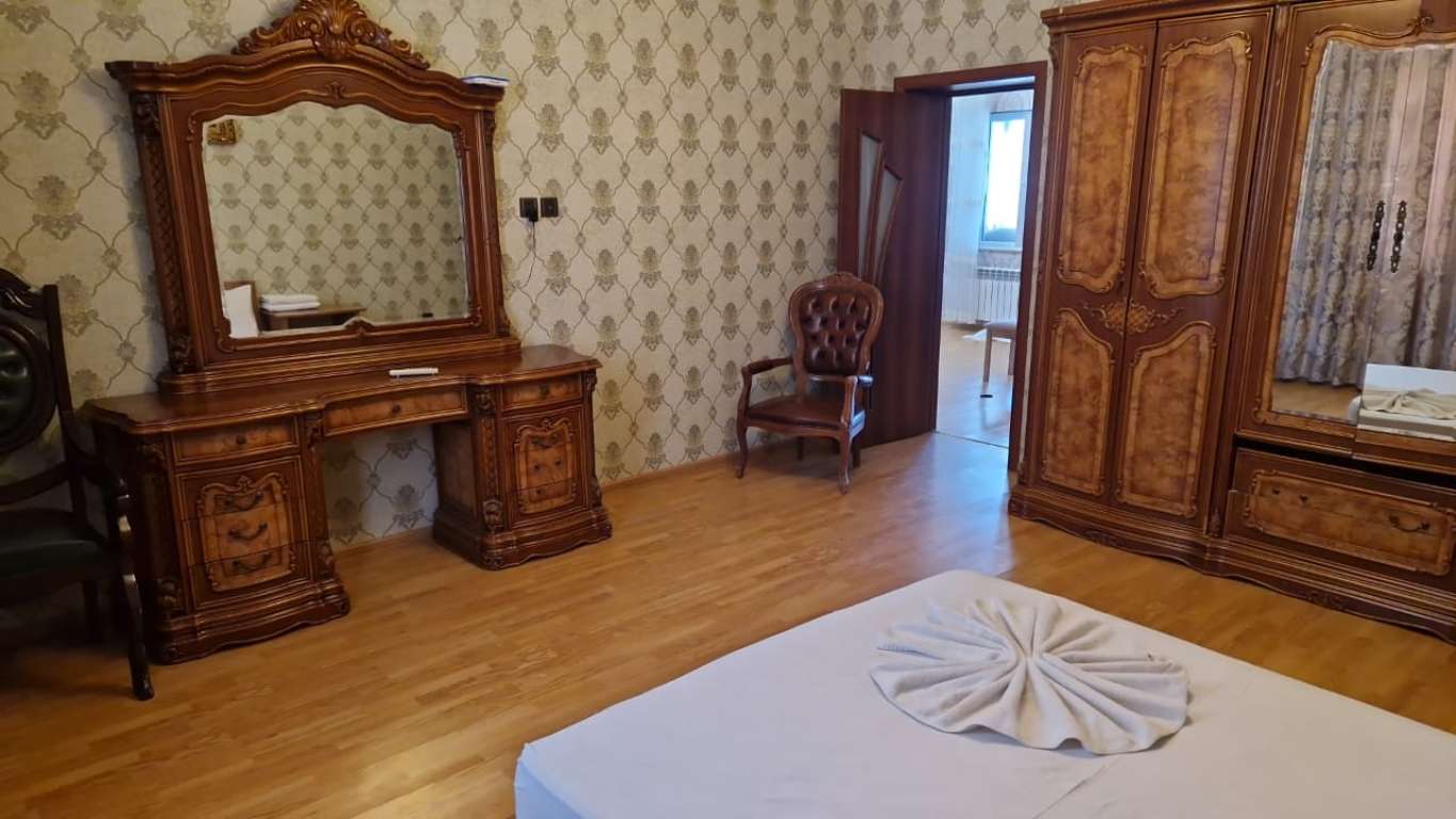 Bakı Novxanı, Азербайджан günlük kirayə Həyət evi / Villa 200 AZN-a 4 otaqlı