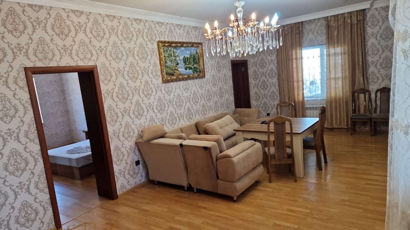 Bakı Novxanı, Азербайджан günlük kirayə Həyət evi / Villa 200 AZN-a 4 otaqlı
