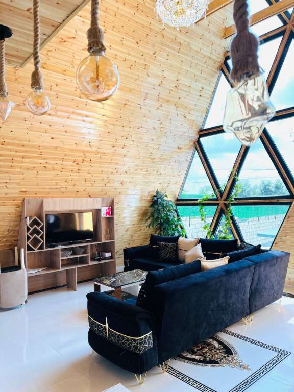 Qəbələ Qəbələ Xanlar restoranı, Mahammad Nakhchivani Street, Баку, Азербайджан günlük kirayə Həyət evi / Villa 170 AZN-a 4 otaqlı