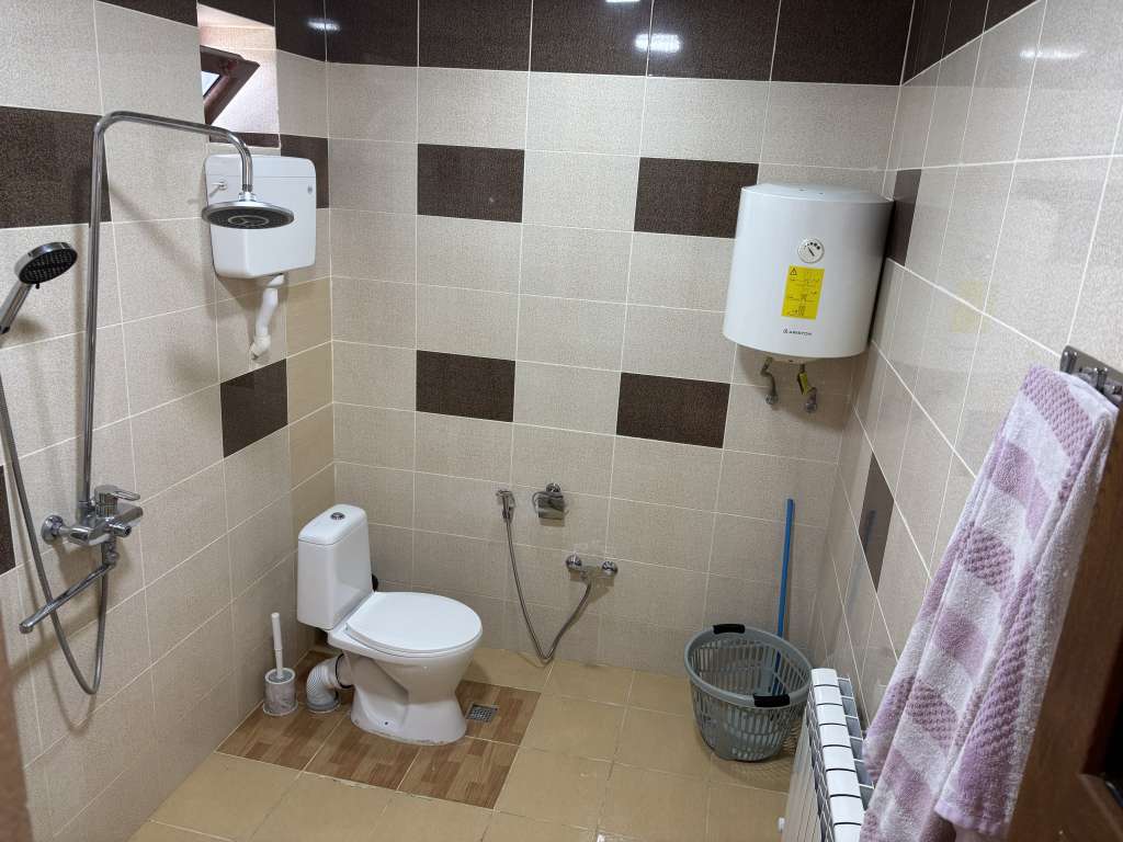Qəbələ XXJ2+89 Vandam, Azerbaycan günlük kirayə Həyət evi / Villa 120 AZN-a 3 otaqlı Qəbələ XXJ2+89 Vandam, Azerbaycan günlük kirayə Həyət evi / Villa 120 AZN-a 3 otaqlı