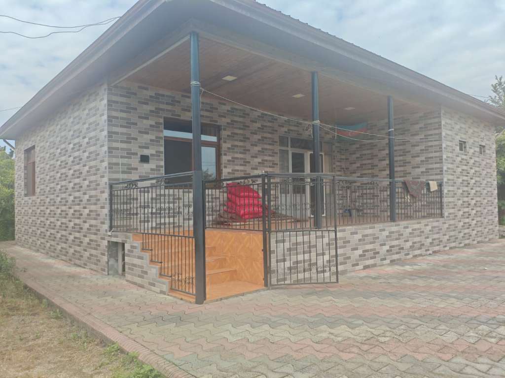 Astara Astara Pedaqoji Kolleci, Астара, Азербайджан Azərbaycanda günlük kirayə Həyət evi / Villa 80 AZN-a 3 otaqlı