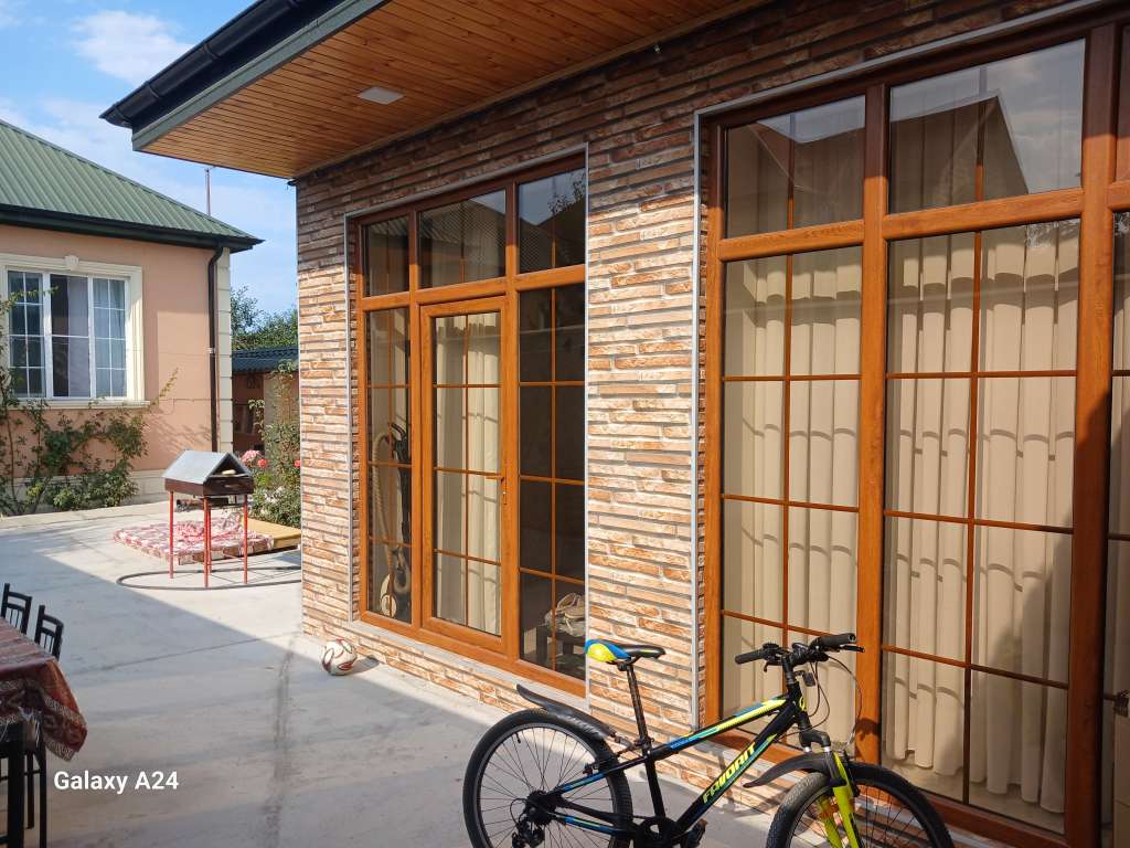 Quba 2 ci Nügədi, Quba, Азербайджан günlük kirayə Həyət evi / Villa 100 AZN-a 4 otaqlı