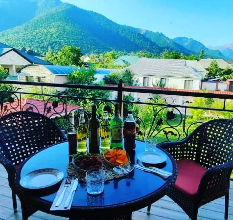 Qəbələ Qəbələ Xanlar restoranı, Mahammad Nakhchivani Street, Баку, Азербайджан günlük kirayə Həyət evi / Villa 180 AZN-a 5 otaqlı