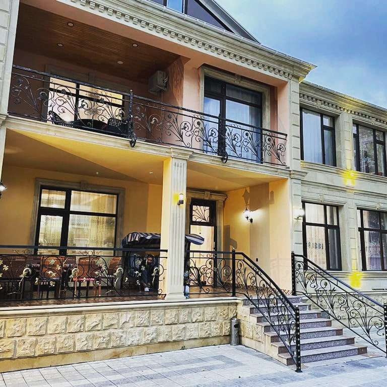 Qəbələ Qəbələ Xanlar restoranı, Mahammad Nakhchivani Street, Баку, Азербайджан günlük kirayə Həyət evi / Villa 180 AZN-a 5 otaqlı