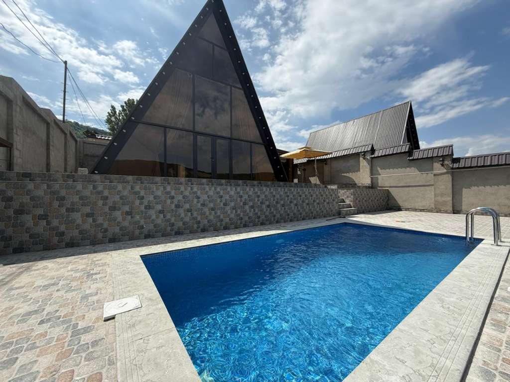 Quba Quba, Азербайджан Azərbaycanda günlük kirayə A-Frame 200 AZN-a 4 otaqlı