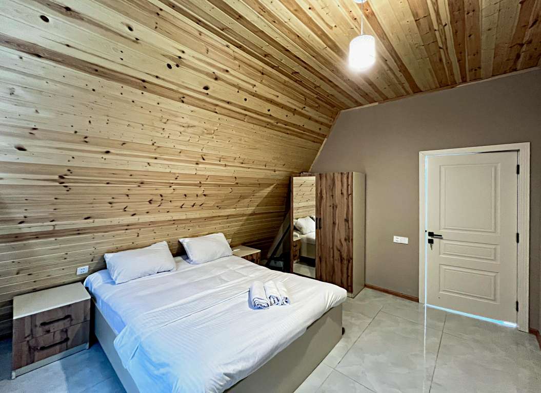 Qəbələ Qəbələ Xanlar restoranı, Mahammad Nakhchivani Street, Баку, Азербайджан günlük kirayə A-Frame 150 AZN-a 4 otaqlı