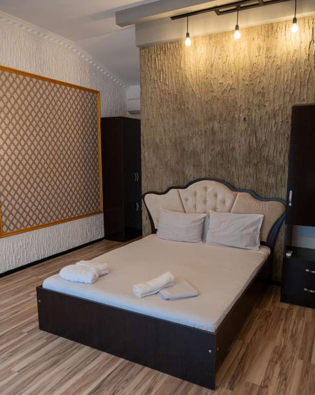 Qəbələ Qəbələ Xanlar restoranı, Mahammad Nakhchivani Street, Баку, Азербайджан günlük kirayə A-Frame 150 AZN-a 4 otaqlı