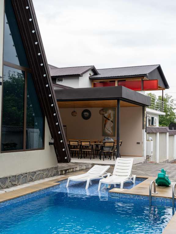 Qəbələ Qəbələ Xanlar restoranı, Mahammad Nakhchivani Street, Баку, Азербайджан günlük kirayə A-Frame 150 AZN-a 4 otaqlı