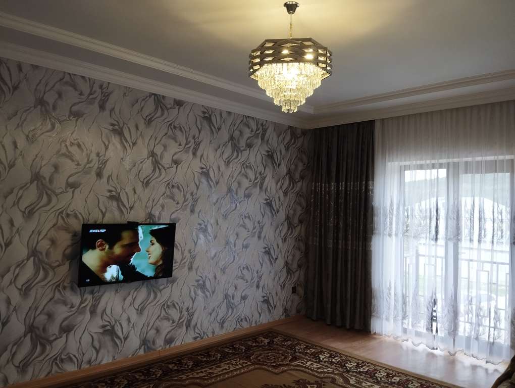 Qusar F75W+WR Гьил, Азербайджан günlük kirayə Həyət evi / Villa 200 AZN-a 6 otaqlı