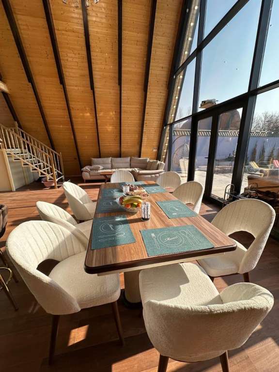 Qəbələ Vəndam qəsəbəsi günlük kirayə A-Frame 150 AZN-a 3 otaqlı