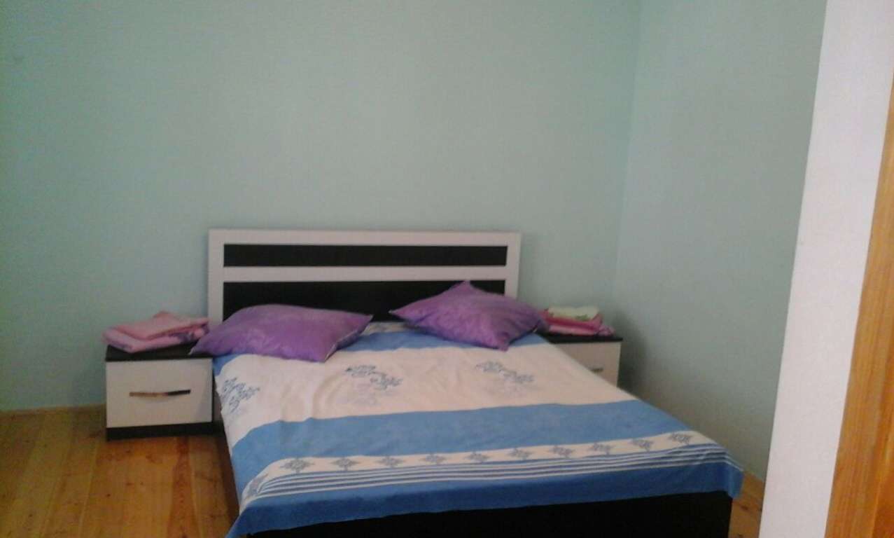 Şəki Šeki, Азербайджан günlük kirayə Həyət evi / Villa 60 AZN-a 4 otaqlı