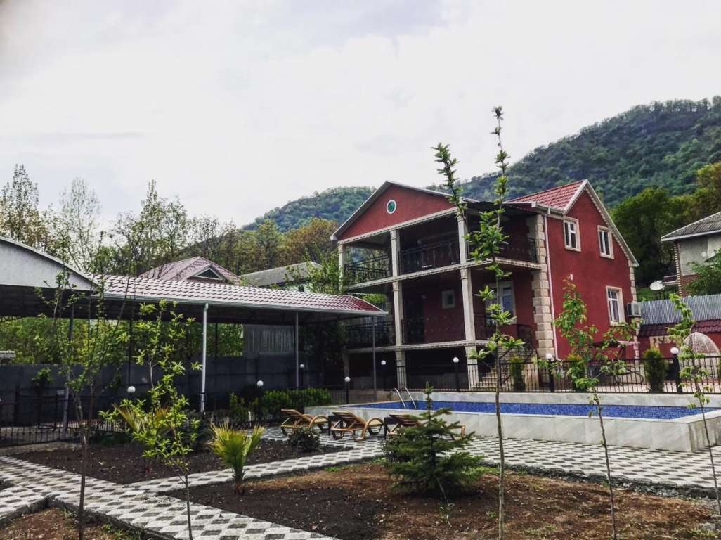 Qəbələ Qəbələ, Азербайджан günlük kirayə Həyət evi / Villa 170 AZN-a 5 otaqlı