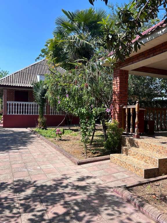 Lənkəran Xanbulana yaxın Azərbaycanda günlük kirayə Həyət evi / Villa 80 AZN-a 3 otaqlı