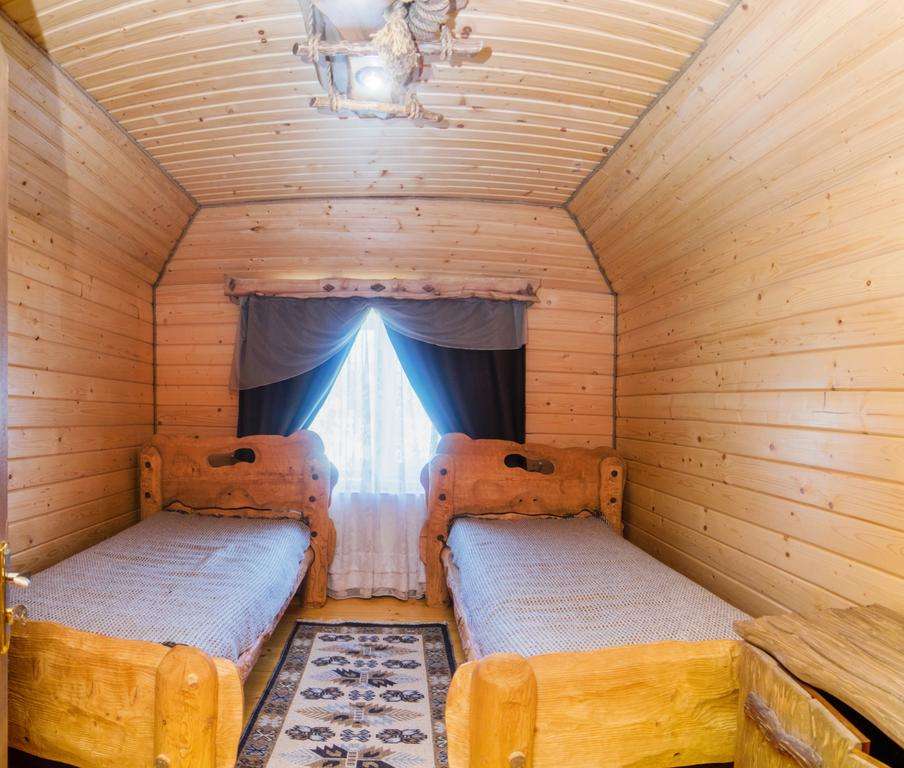 Qax Qax, Азербайджан günlük kirayə Həyət evi / Villa 90 AZN-a 4 otaqlı