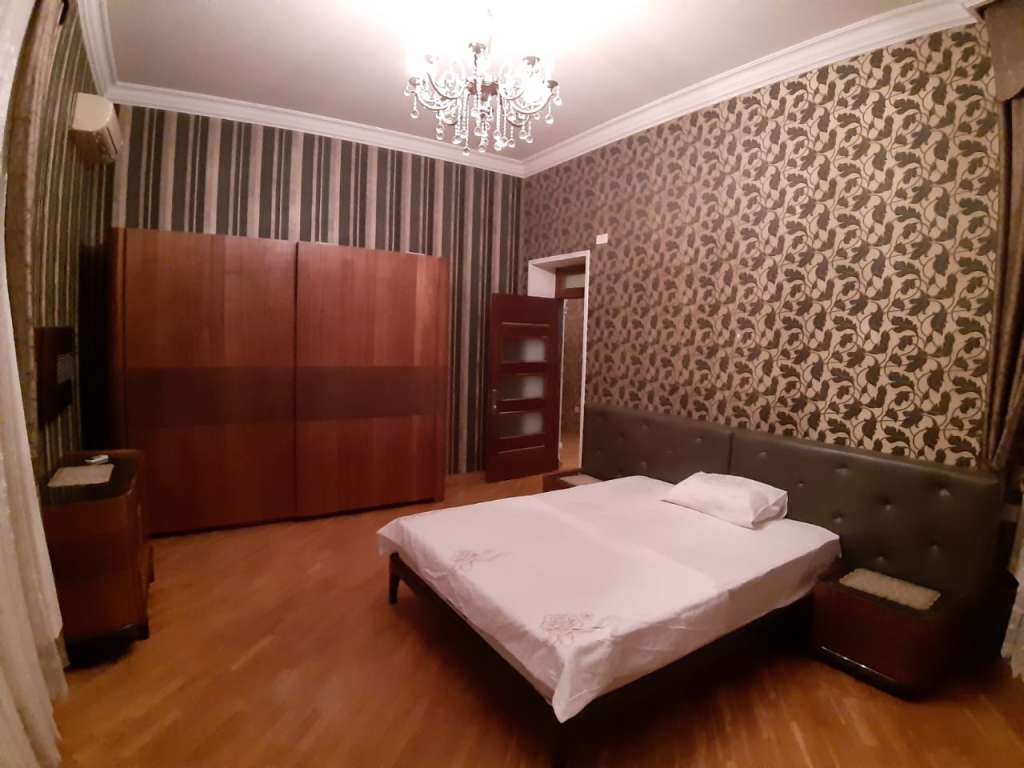 Bakı Badamdar, Bakı, Азербайджан günlük kirayə Həyət evi / Villa 450 AZN-a 8 otaqlı