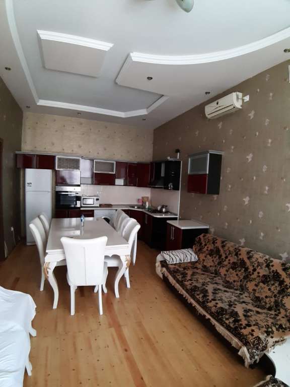 Bakı Badamdar, Баку, Азербайджан günlük kirayə Həyət evi / Villa 200 AZN-a 5 otaqlı